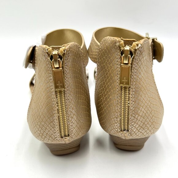 Kenneth Cole Reaction Size 7.5 Great Gal Soft Gold Low Wedge Sandals Shoes - Picture 7 of 13